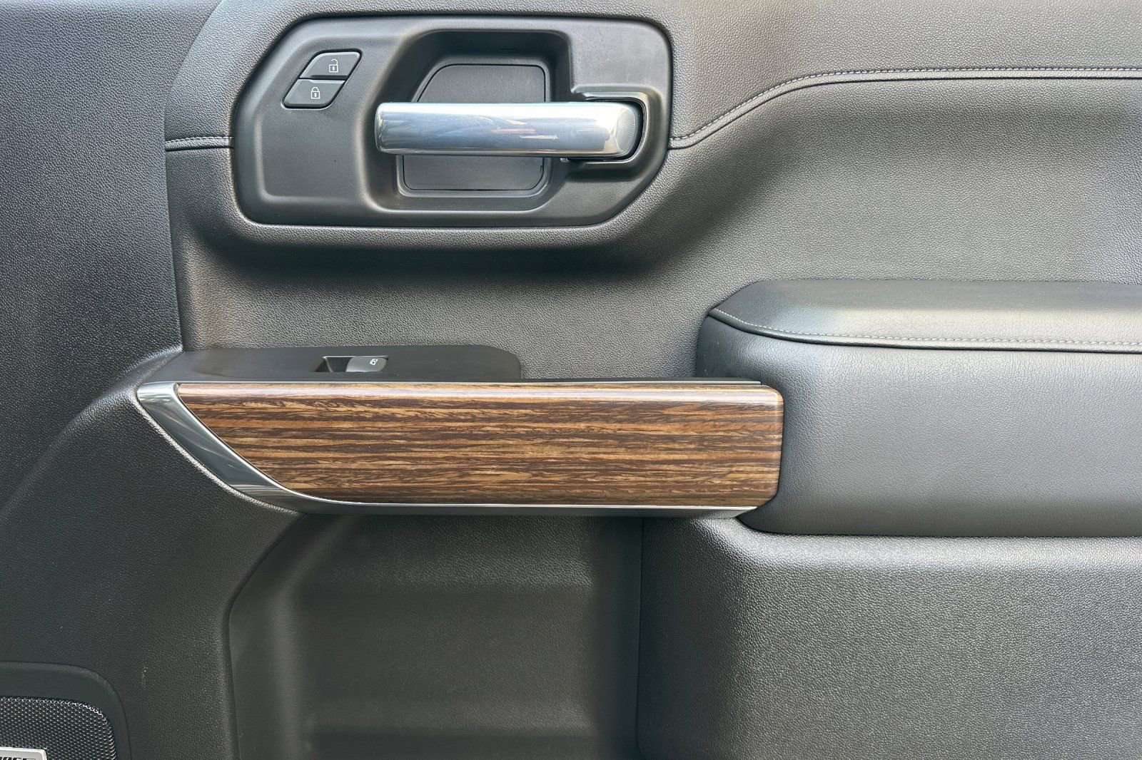 Used 2022 Chevrolet Silverado 3500 High Country image 19