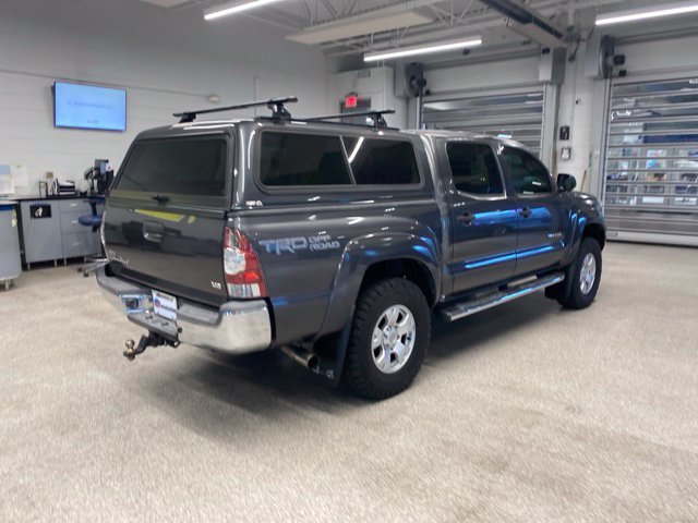 Used 2014 Toyota Tacoma 4x4 Double Cab w/ TRD Off-Road Package image 5