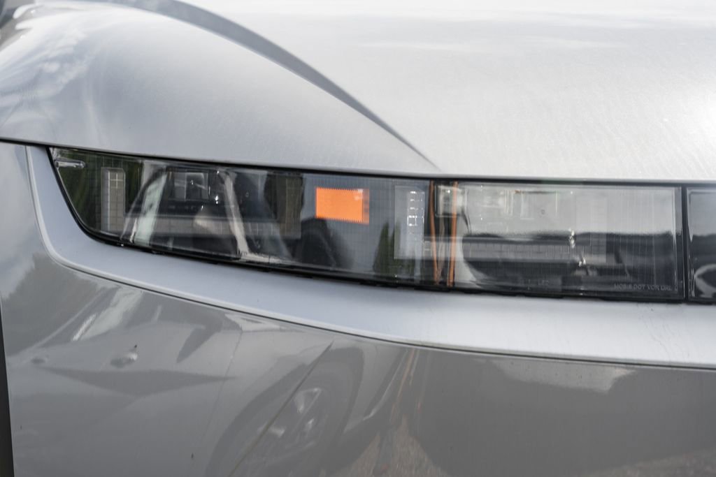 New 2025 Hyundai Ioniq 5 SEL image 12