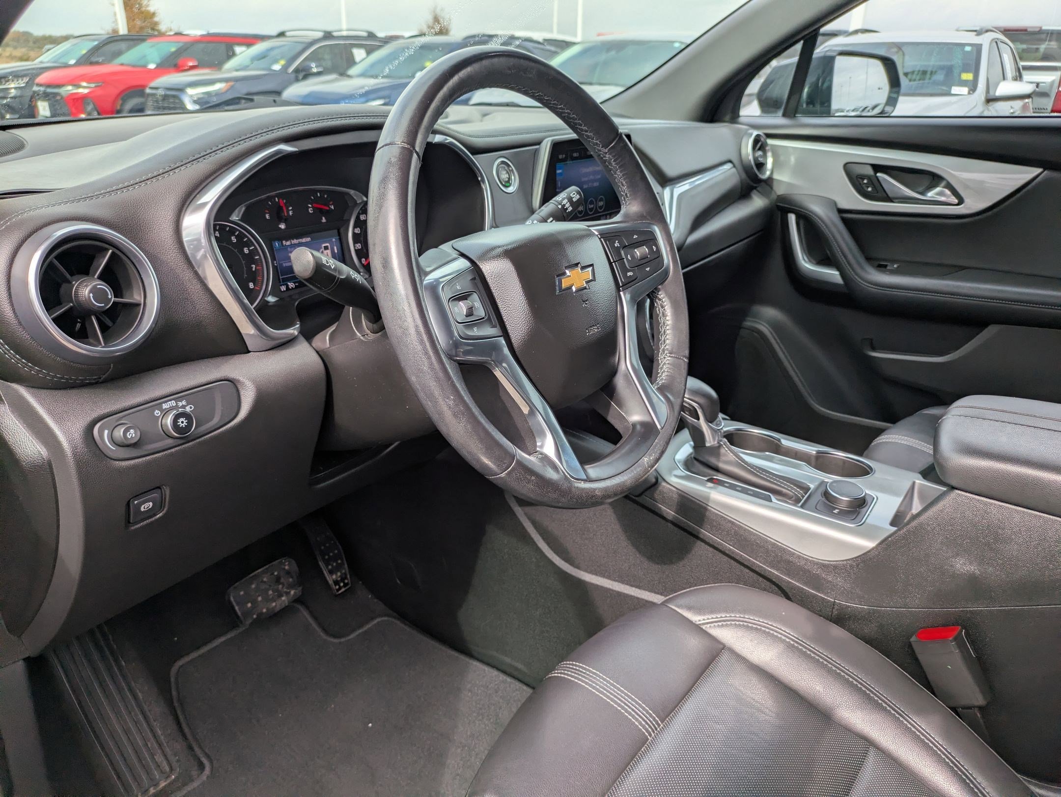 Used 2019 Chevrolet Blazer LT w/ Sun and Wheels Package image 9