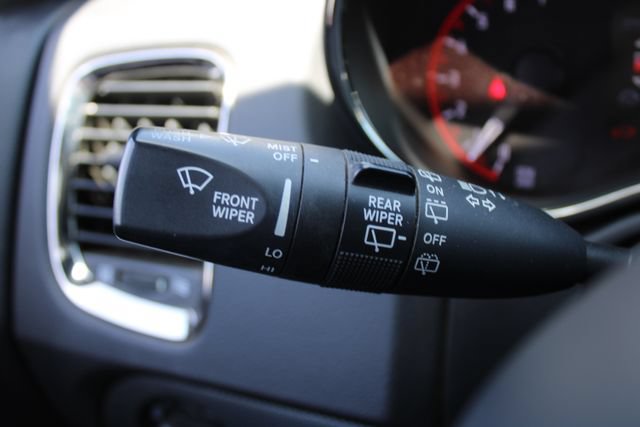 Used 2018 Dodge Durango GT AWD/4WD image 31