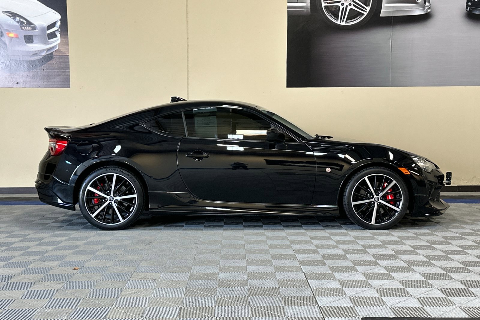Used 2019 Toyota 86 TRD SE image 3