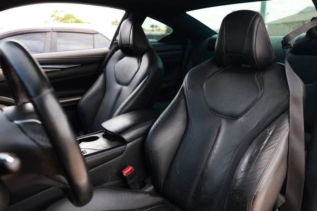 Used 2017 INFINITI Q60 2.0t w/ Premium Plus Package 2.0T RWD image 9