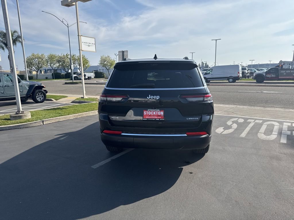 Used 2024 Jeep Grand Cherokee L Limited w/ Luxury Tech Group II image 5