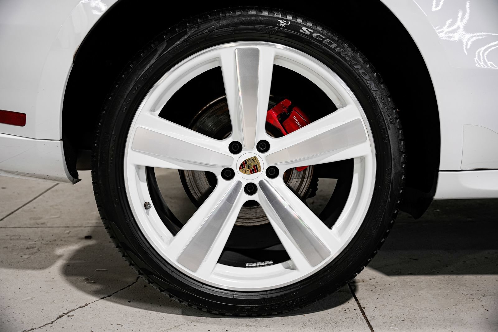 Used 2023 Porsche Macan S AWD/4WD image 53