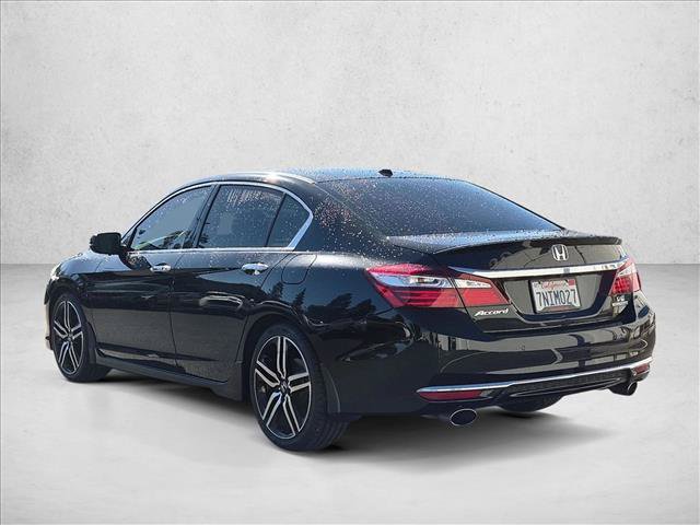 Used 2016 Honda Accord Touring image 7