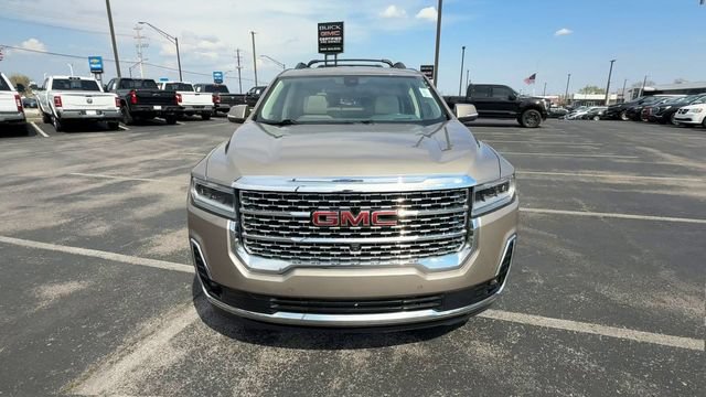 Used 2022 GMC Acadia Denali w/ Denali Ultimate Package AWD/4WD image 3