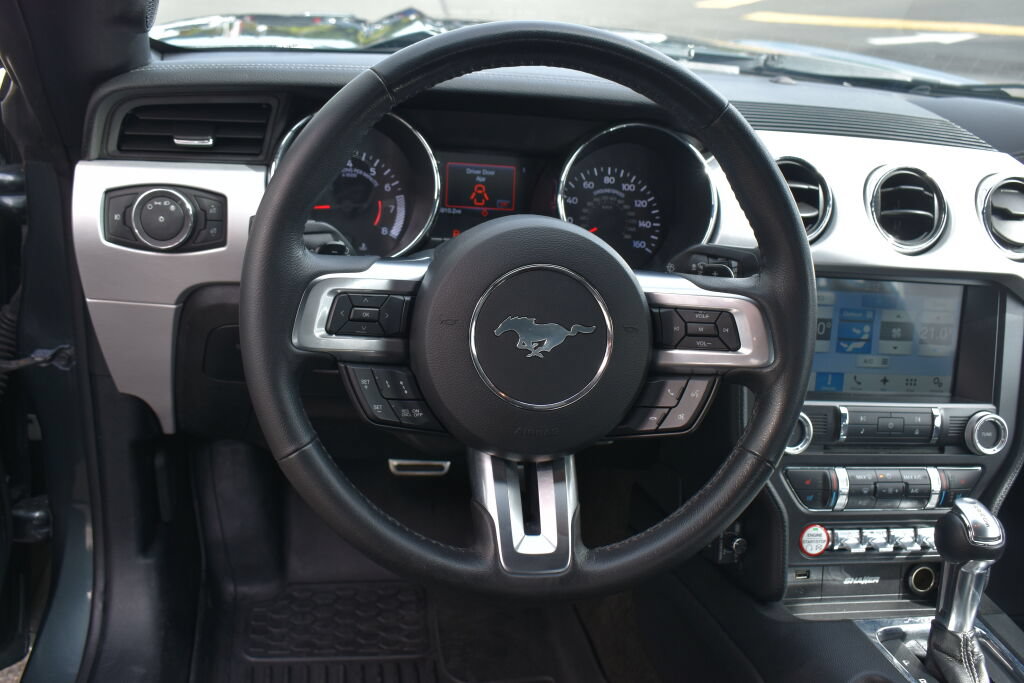 Used 2016 Ford Mustang GT Premium w/ Equipment Group 401A RWD image 9