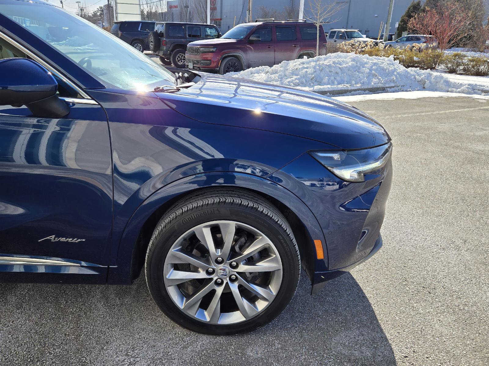 Used 2023 Buick Envision Avenir image 15