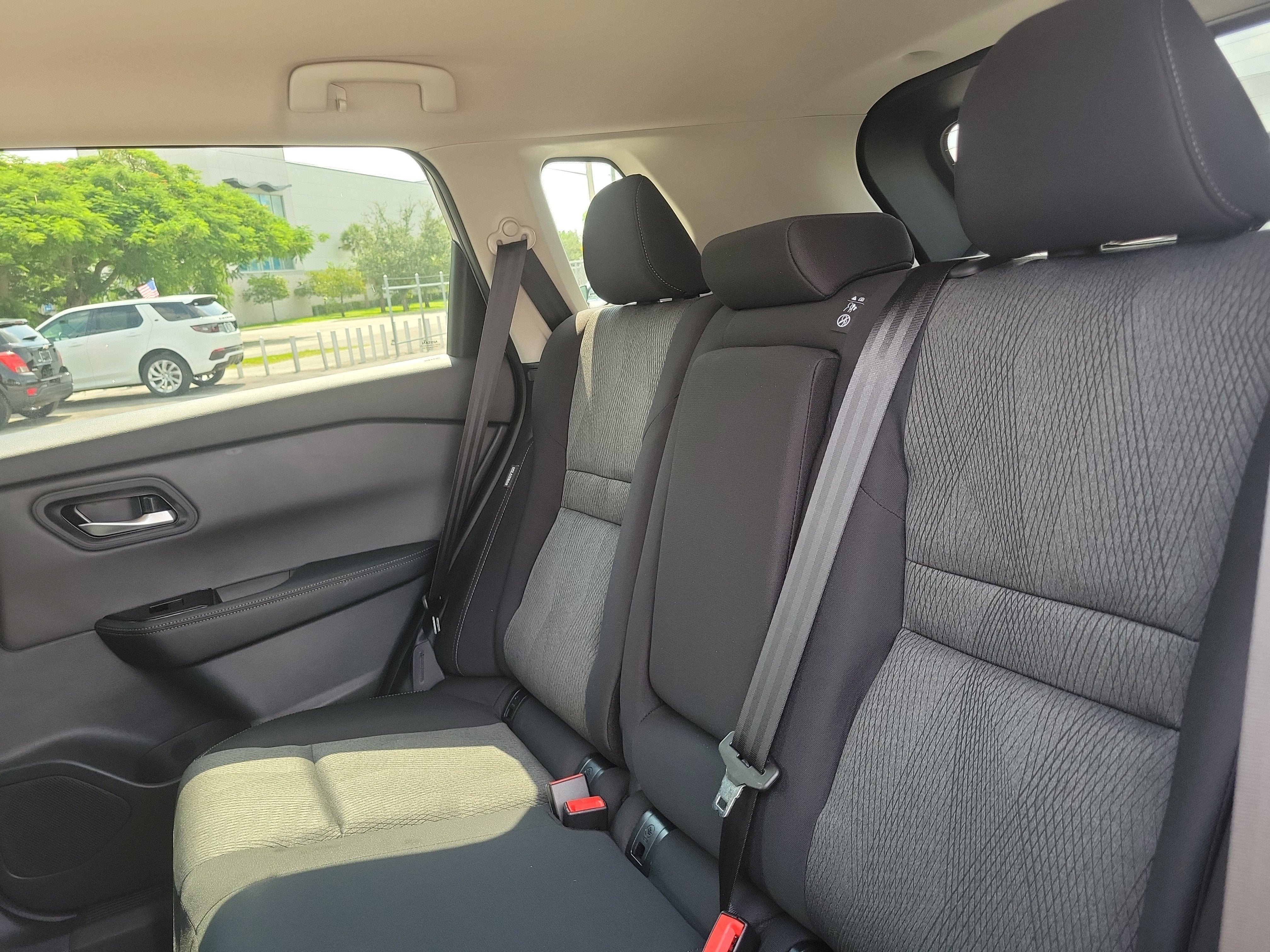 New 2027 Nissan Rogue SV FWD image 16