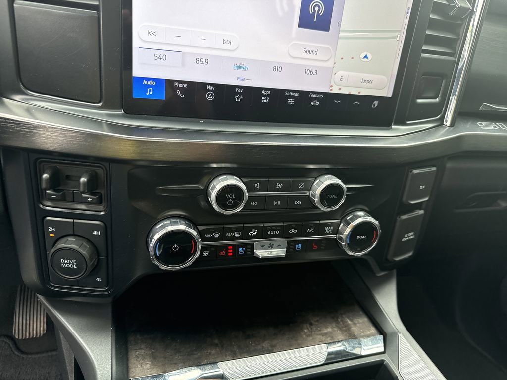 Used 2024 Ford F350 Lariat w/ Chrome Package AWD/4WD image 30