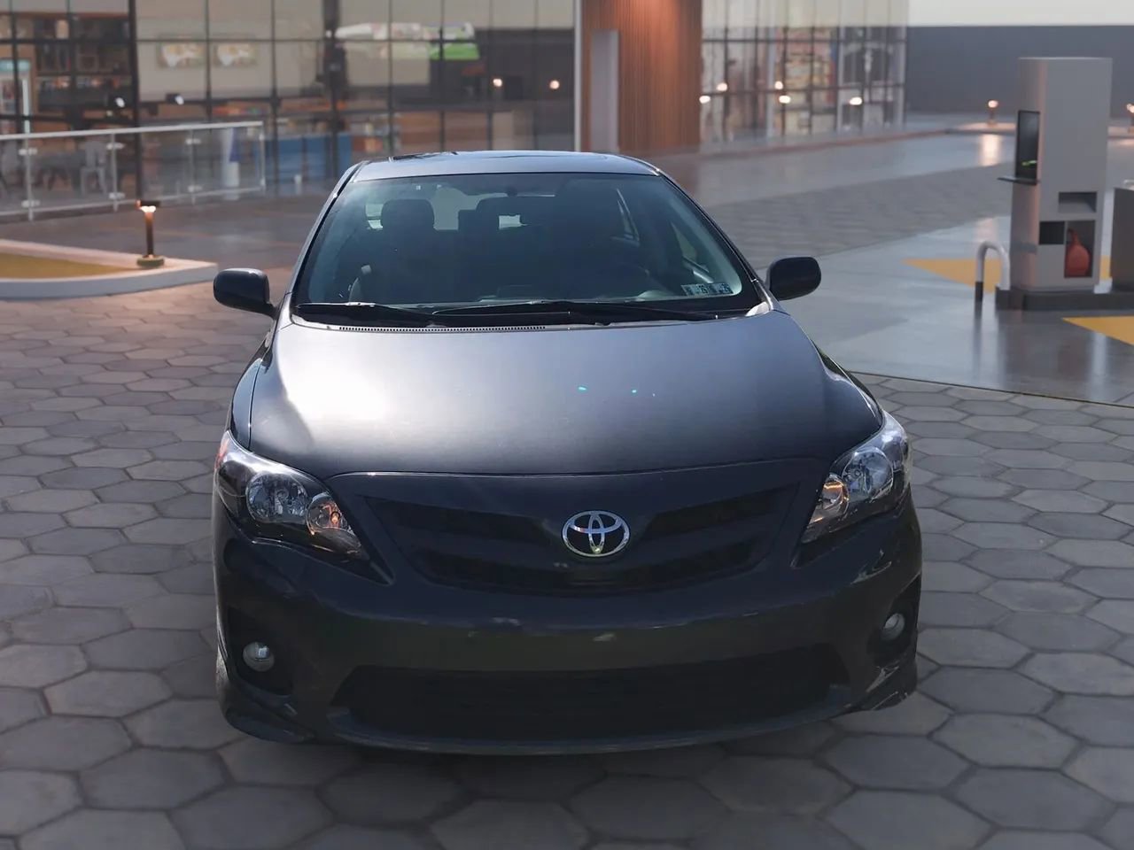 Used 2012 Toyota Corolla S image 7
