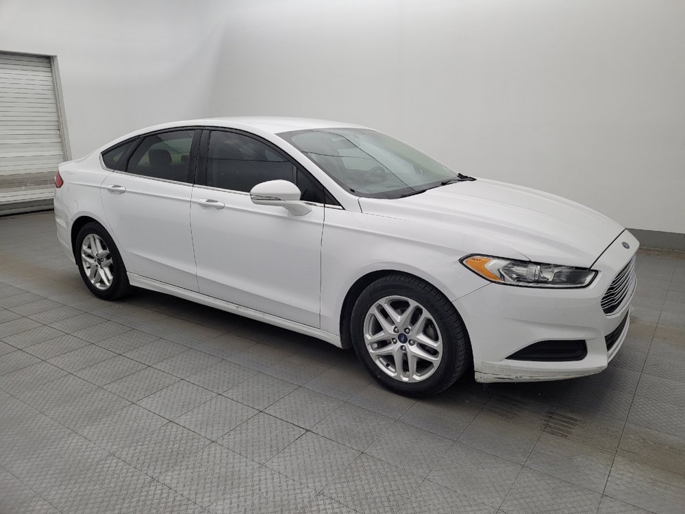 Used 2016 Ford Fusion SE FWD image 11