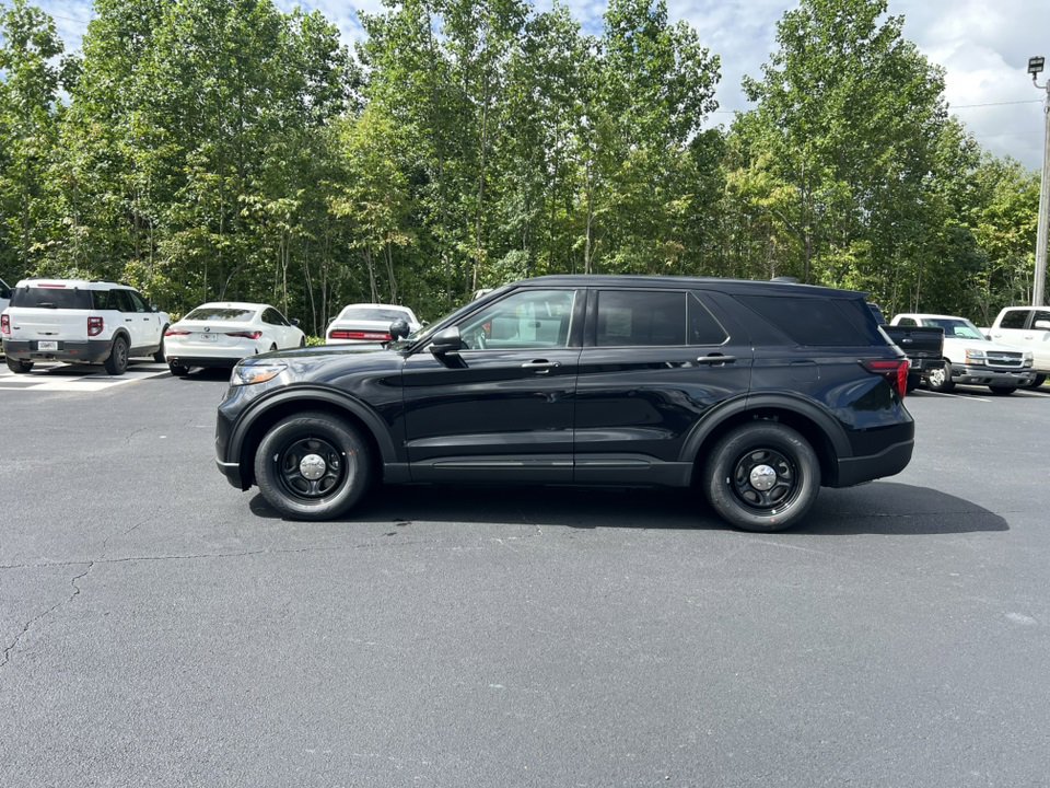 New 2025 Ford Explorer 4WD Police Interceptor image 8