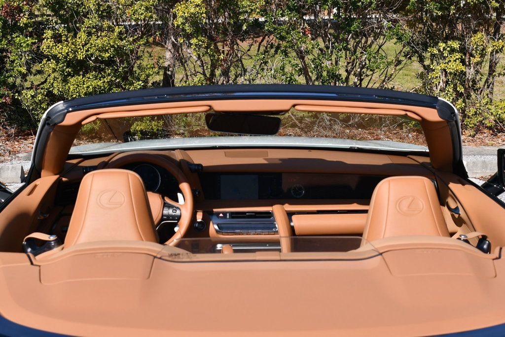 Used 2022 Lexus LC 500 Convertible image 57