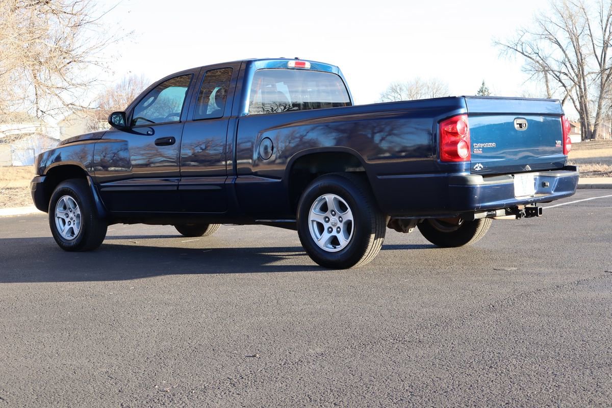 Used 2007 Dodge Dakota SLT image 7