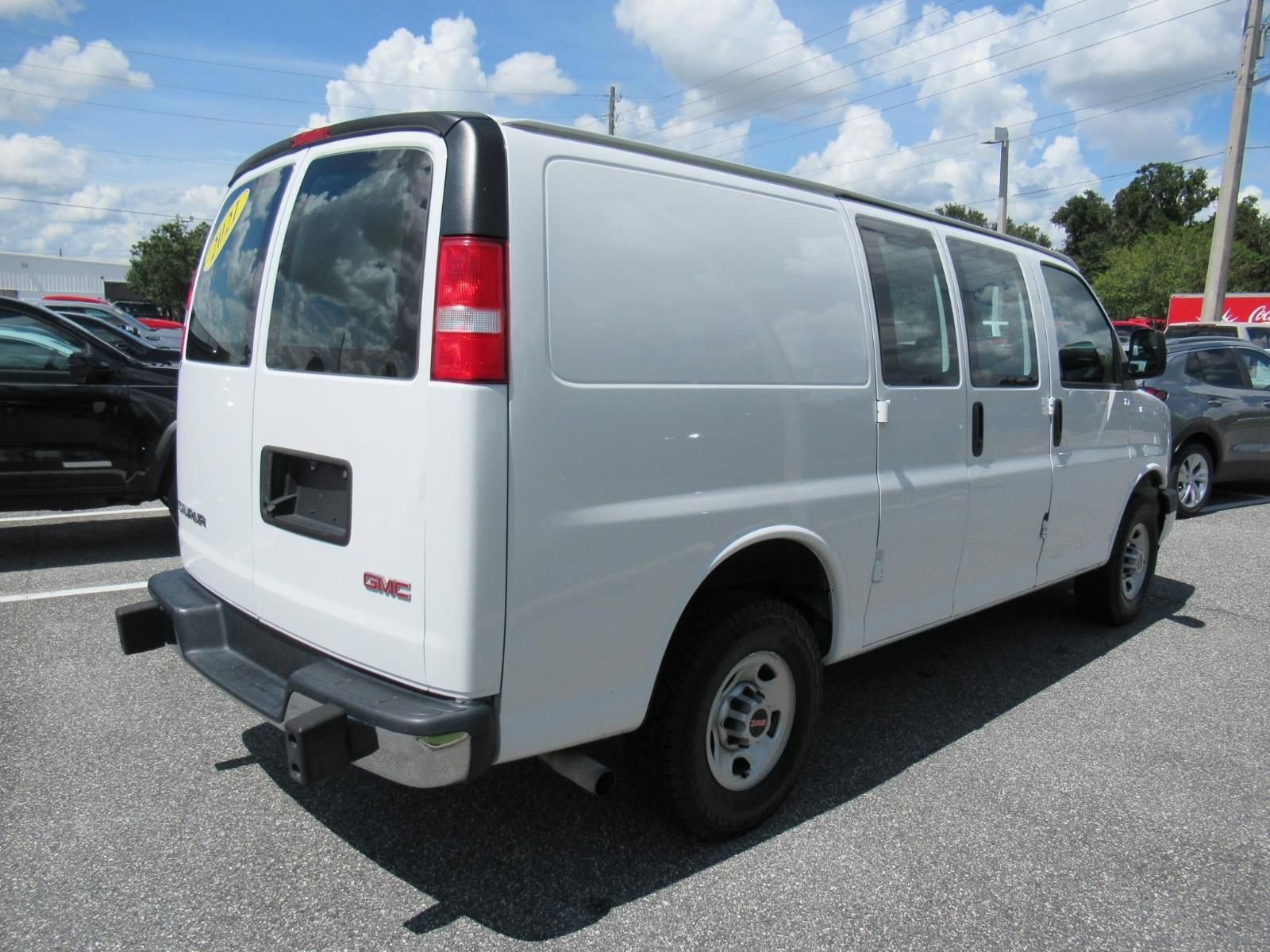 Used 2021 GMC Savana 2500 w/ Driver Convenience Package RWD image 7