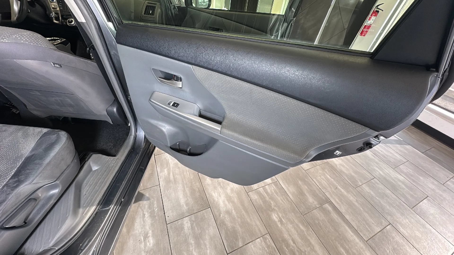 Used 2012 Toyota Prius V Three FWD image 28