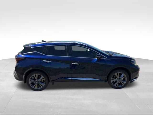 Used 2023 Nissan Murano Platinum w/ Cargo Package image 2