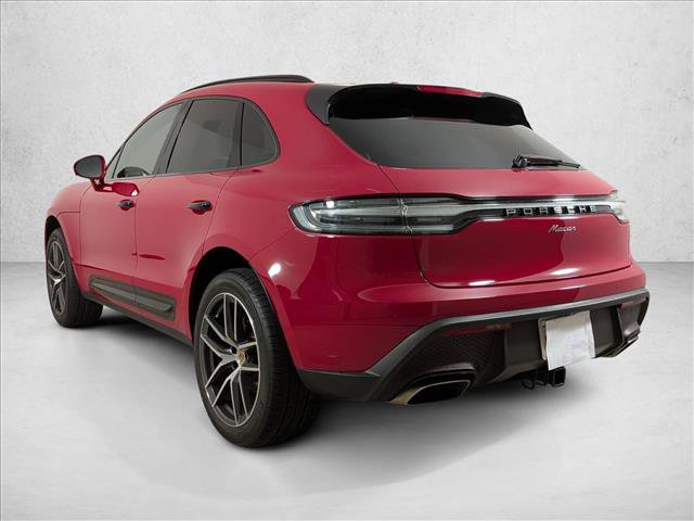 Certified 2025 Porsche Macan video 3