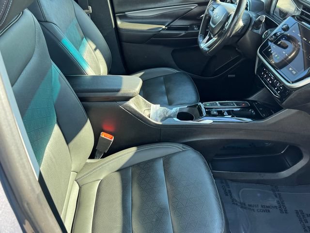 Certified 2023 Chevrolet Bolt LT w/ Infotainment Package FWD image 7