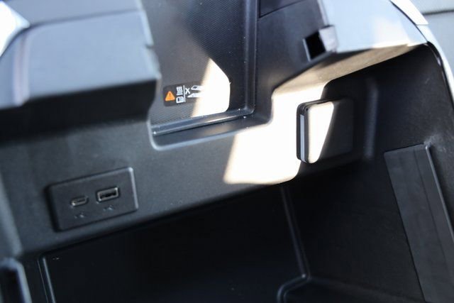 New 2026 Chevrolet Silverado 1500 High Country w/ Technology Package image 21