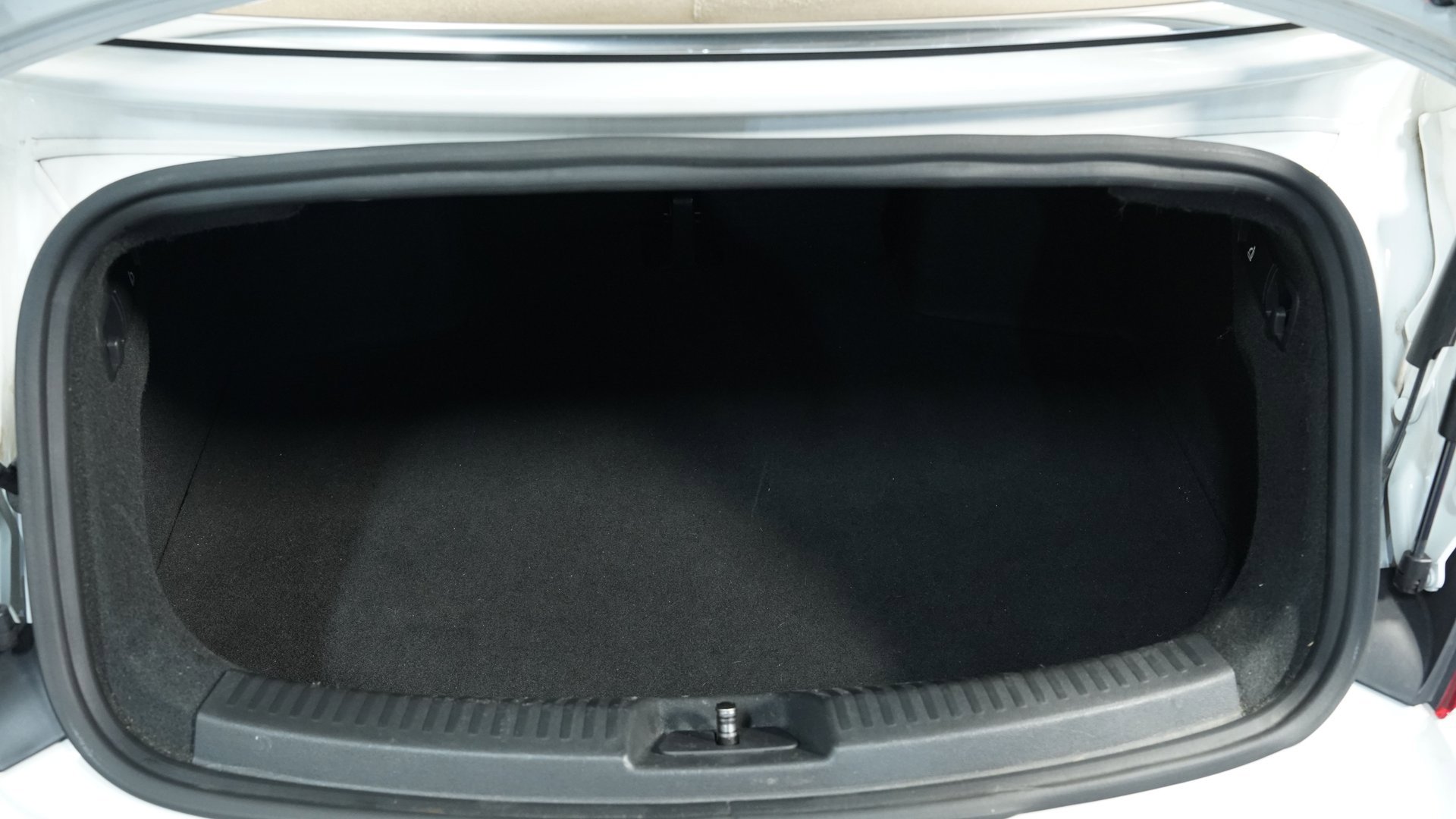 Used 2014 Volkswagen Beetle 1.8T image 39