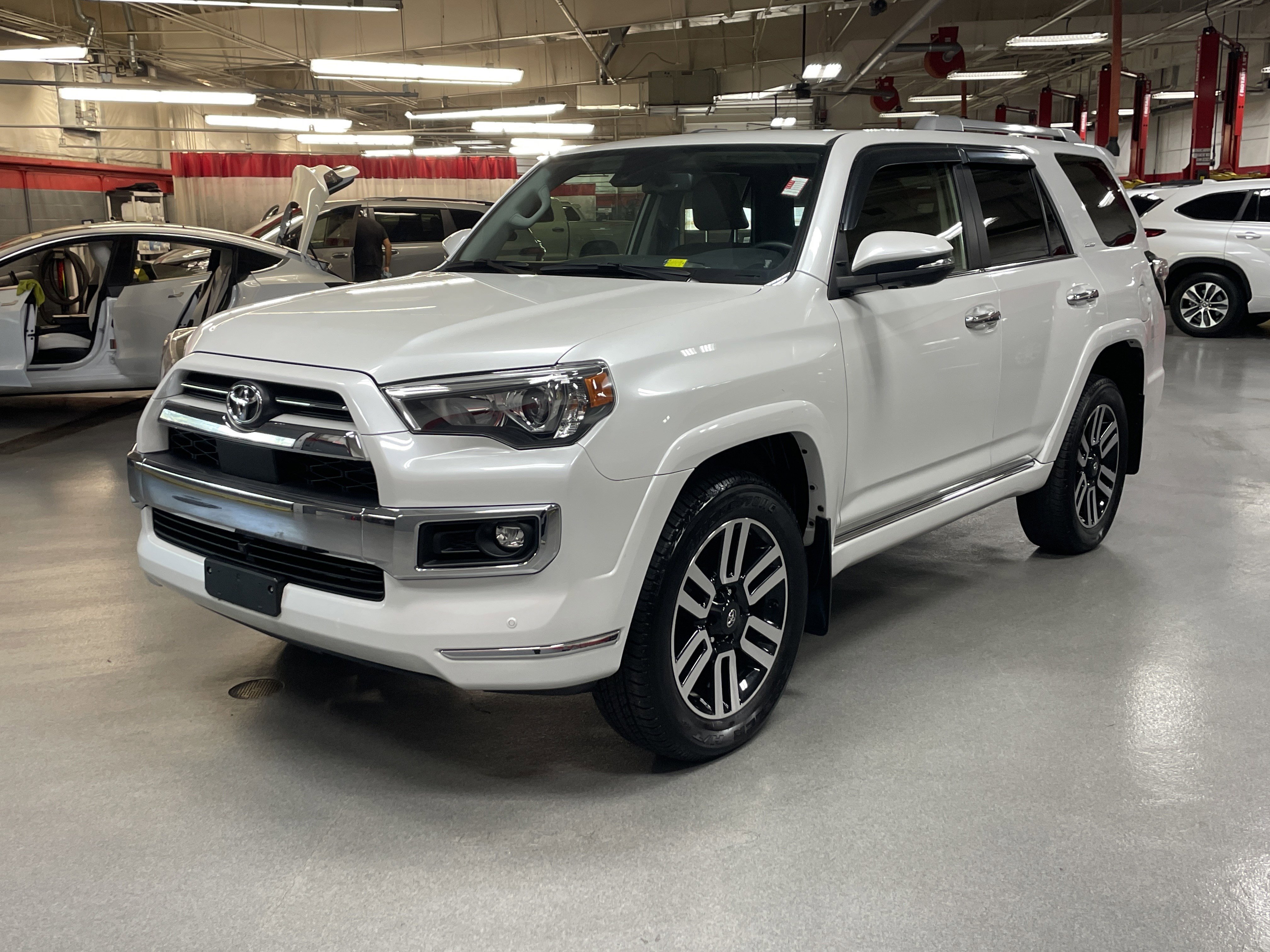 Used 2024 Toyota 4Runner Limited image 5