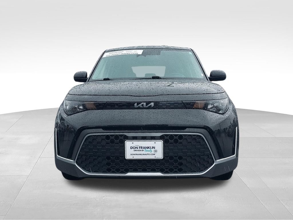 Used 2025 Kia Soul LX w/ LX Technology Package FWD image 3