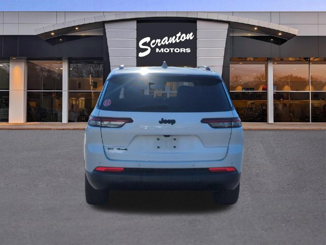 Used 2022 Jeep Grand Cherokee L Laredo AWD/4WD image 4