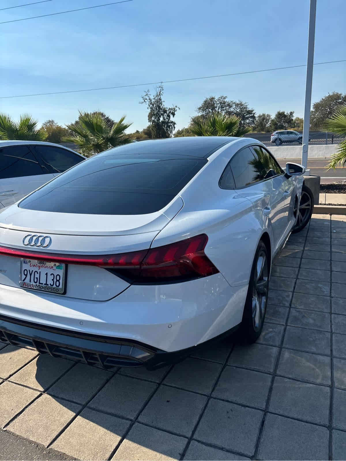 Used 2023 Audi e-tron GT Premium Plus AWD/4WD image 5