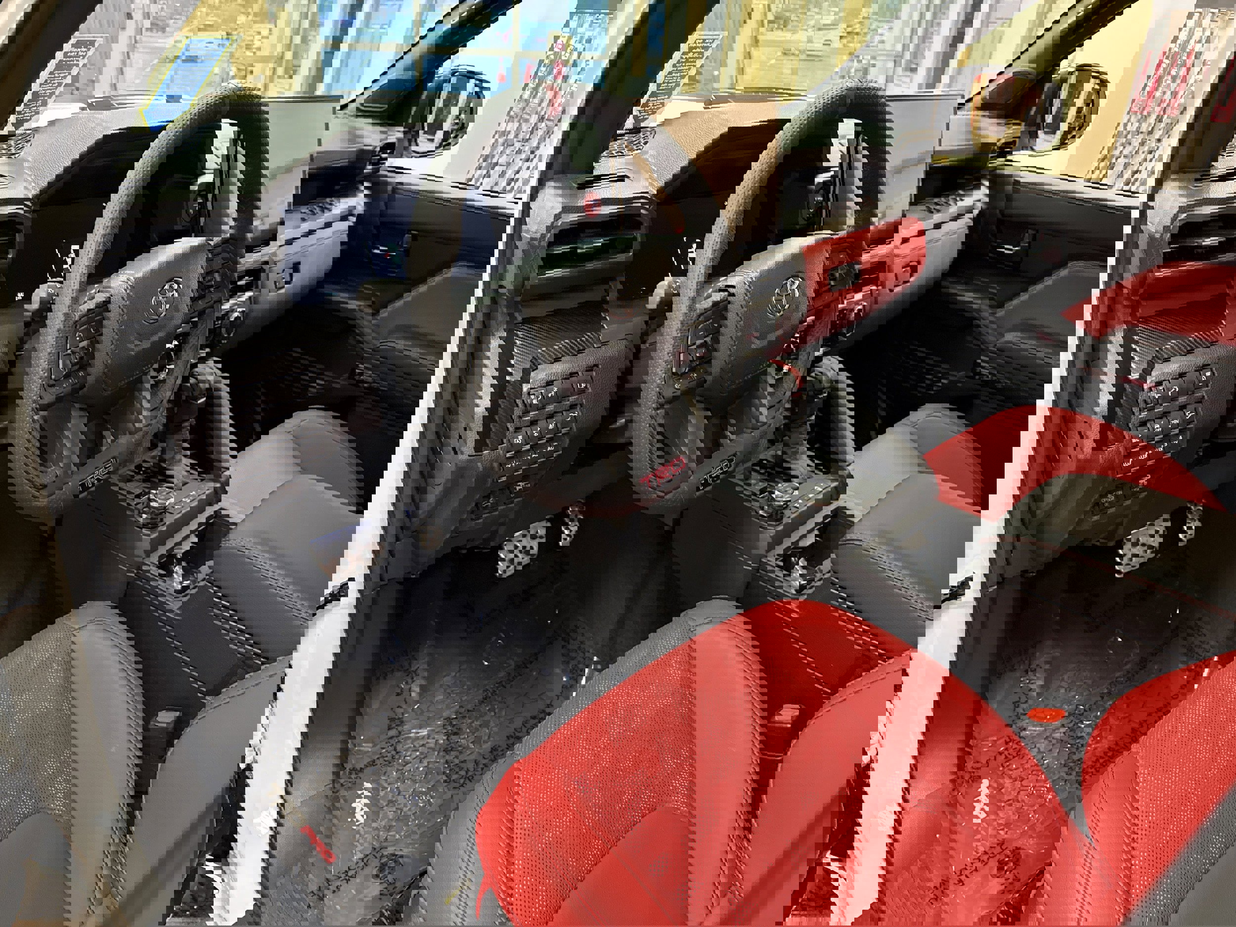 Used 2025 Toyota Tacoma TRD Pro image 31