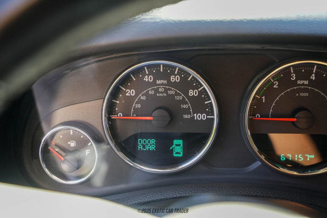 Used 2016 Jeep Wrangler Unlimited Rubicon w/ Connectivity Group image 35