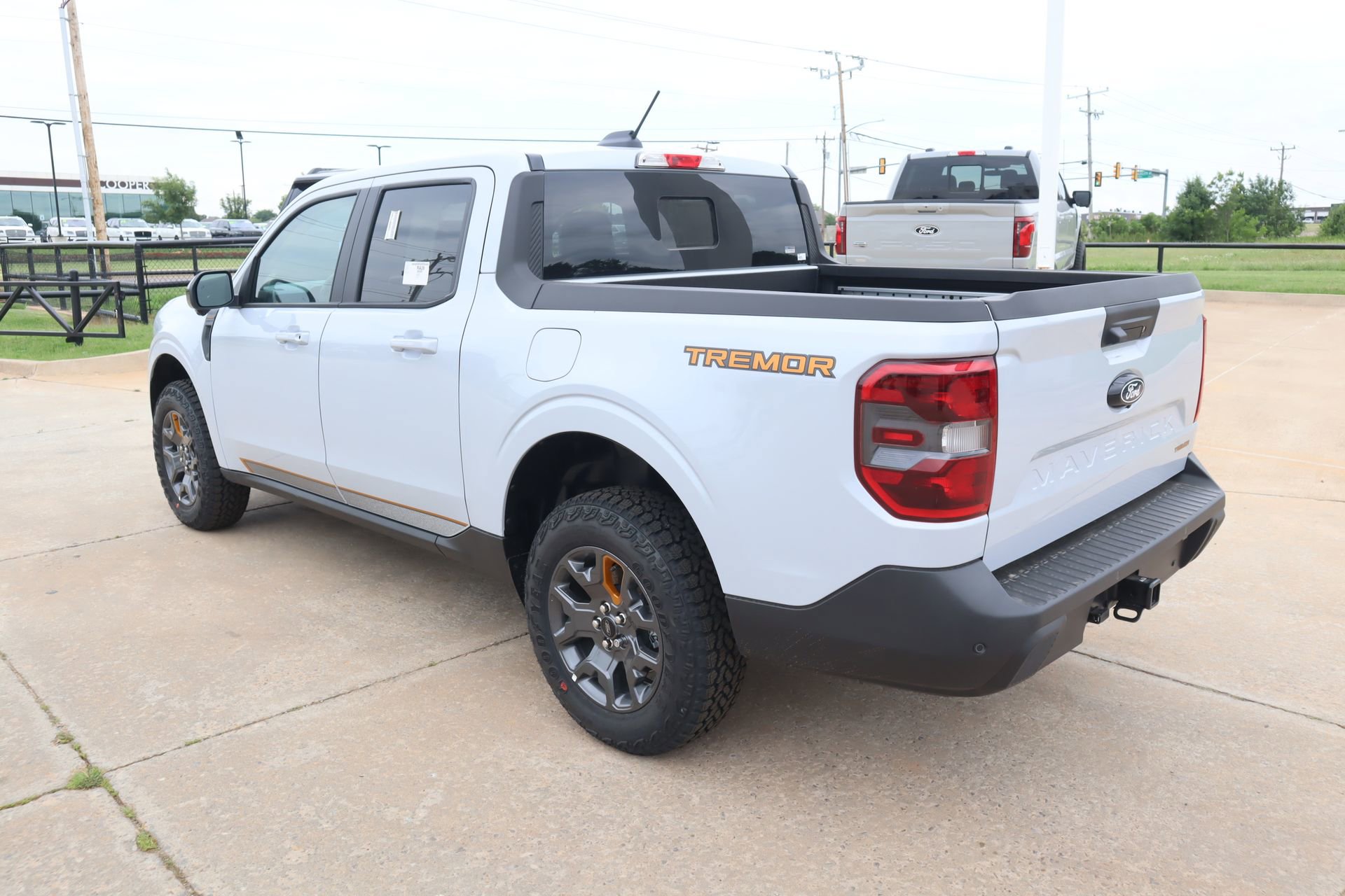New 2026 Ford Maverick Tremor AWD/4WD image 24
