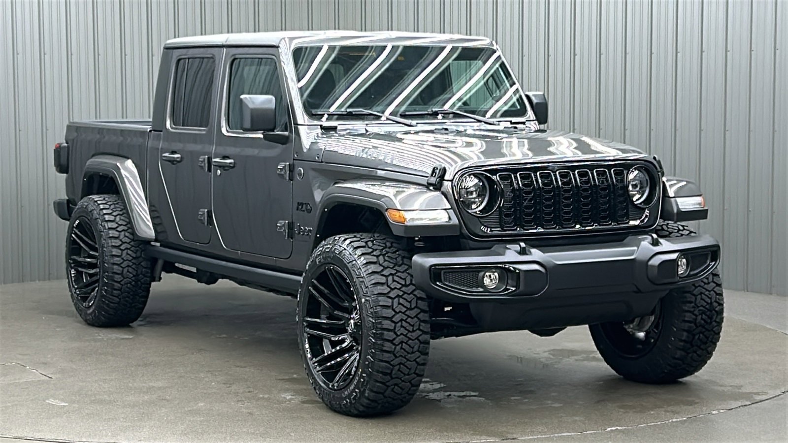 Used 2024 Jeep Gladiator Willys image 7