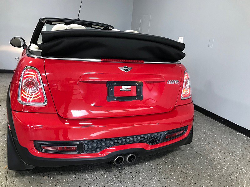 Used 2013 MINI Cooper S w/ Technology Pkg 2 FWD image 7