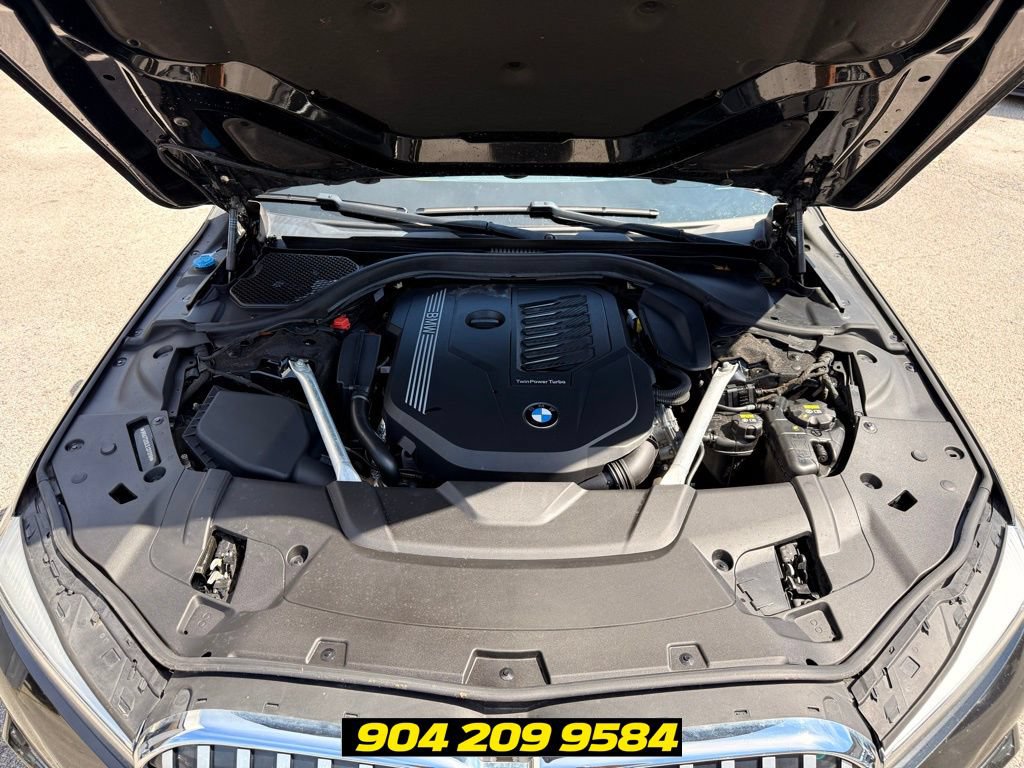 Used 2020 BMW 740i w/ Luxury Rear Seating Package RWD image 37