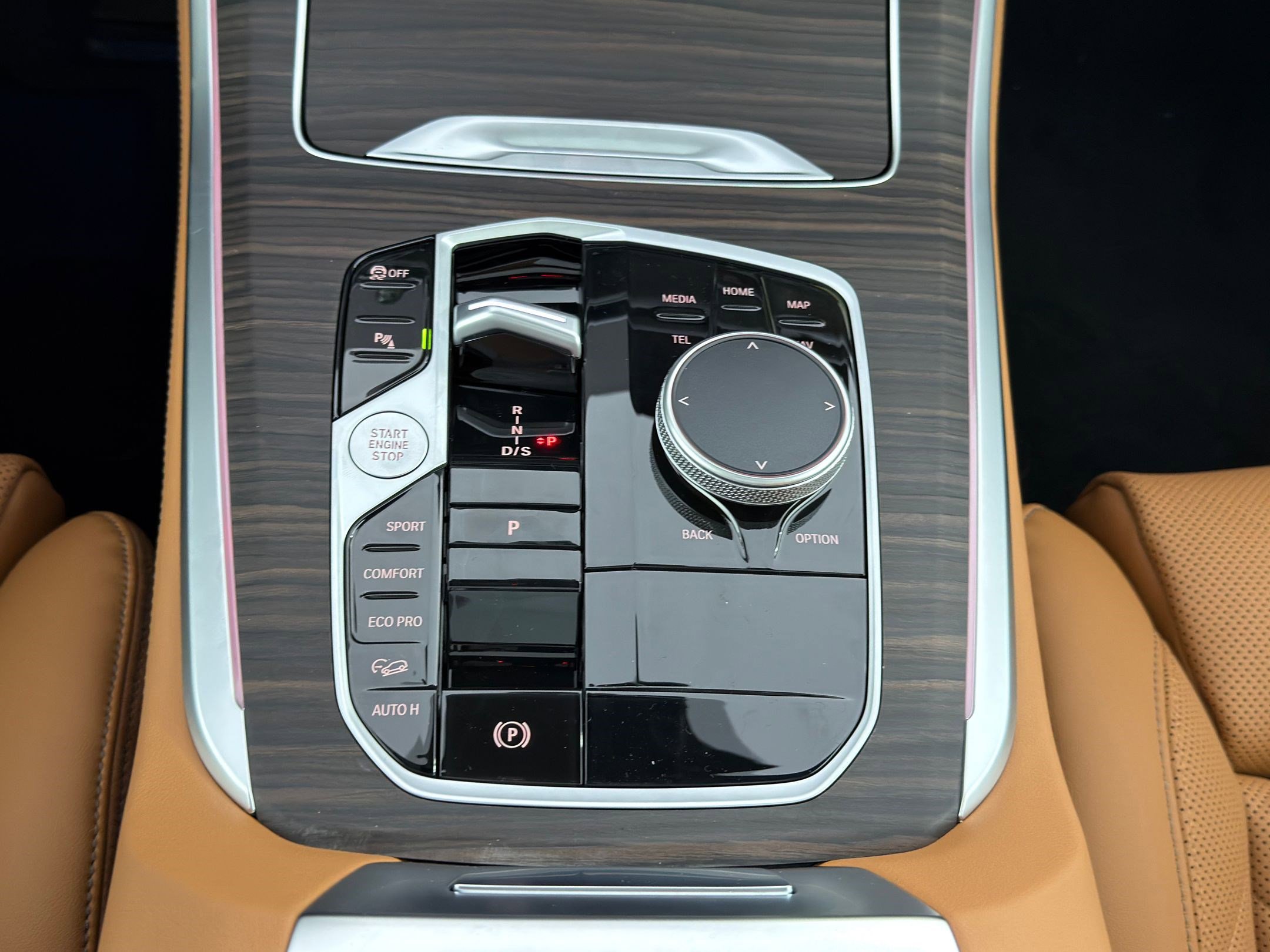 New 2026 BMW X5 xDrive40i w/ M Sport Package image 17