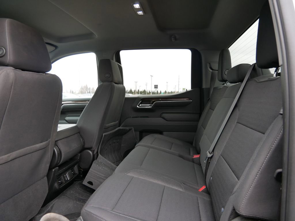 Used 2023 GMC Sierra 1500 SLE AWD/4WD image 16