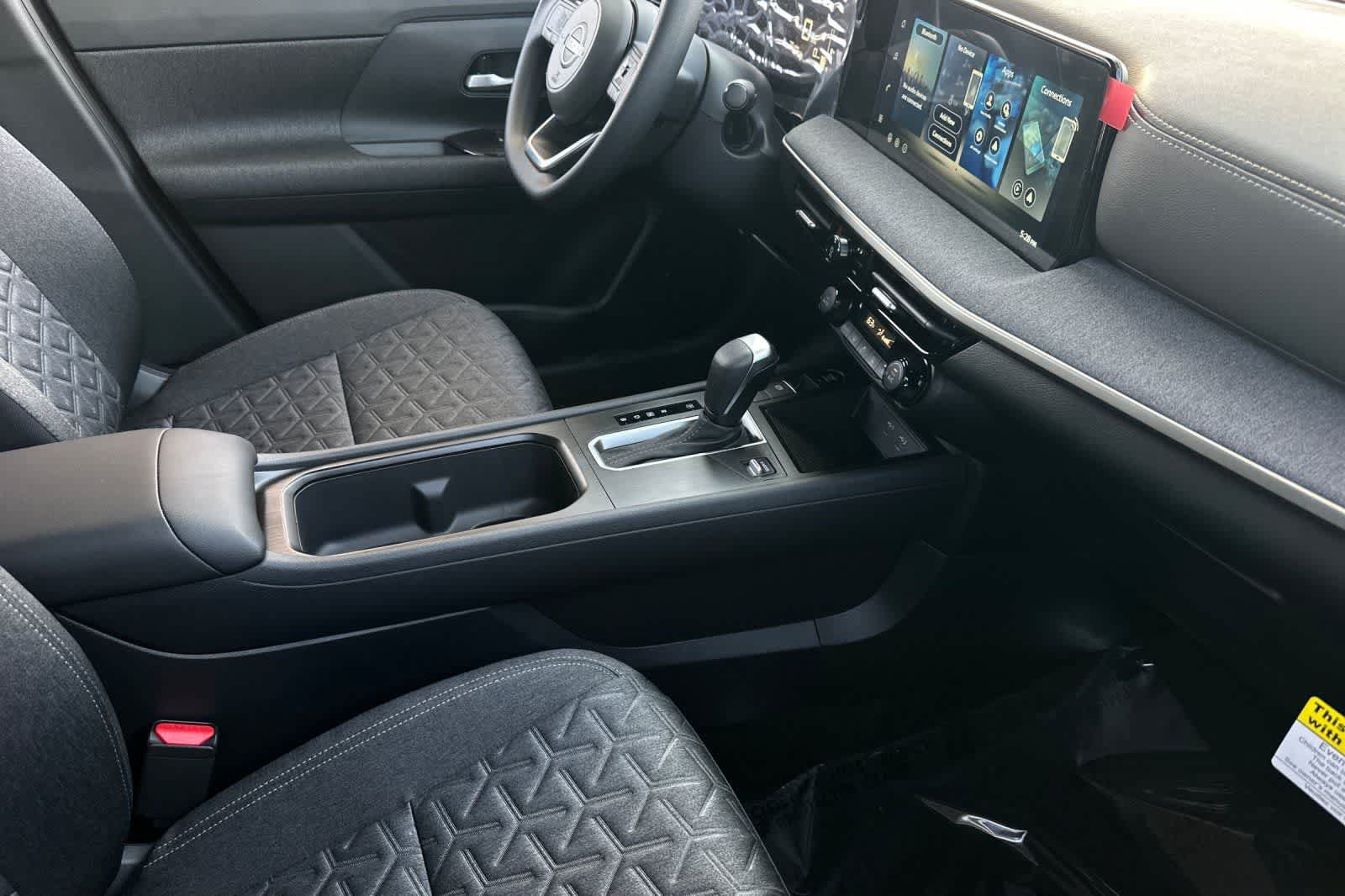 New 2026 Nissan Kicks SV FWD image 17