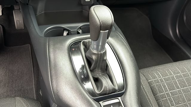 Used 2025 Honda HR-V LX image 18