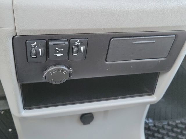 Used 2018 Toyota Sienna XLE image 20