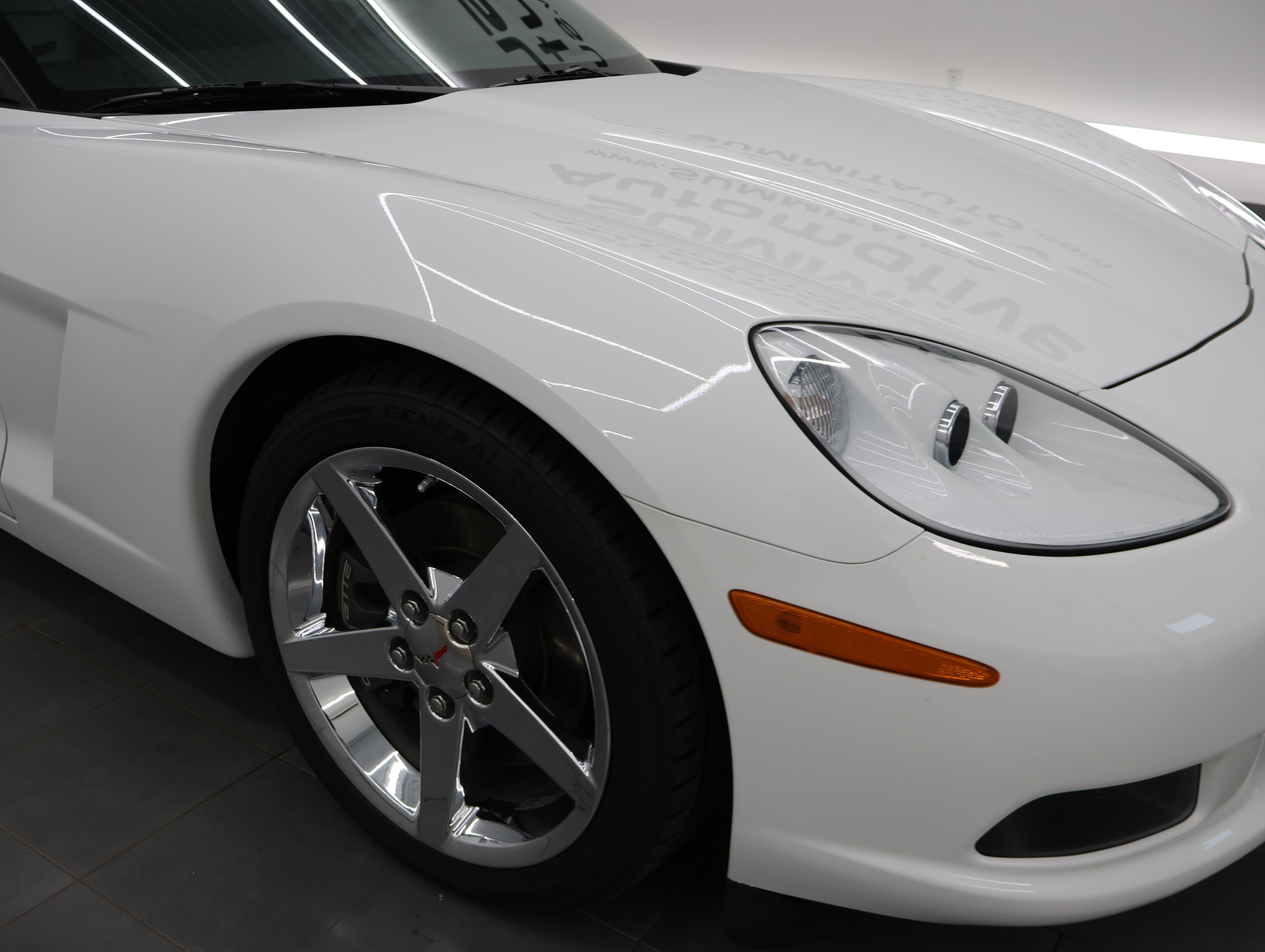 Used 2007 Chevrolet Corvette Convertible w/ Preferred Equipment Group RWD image 21