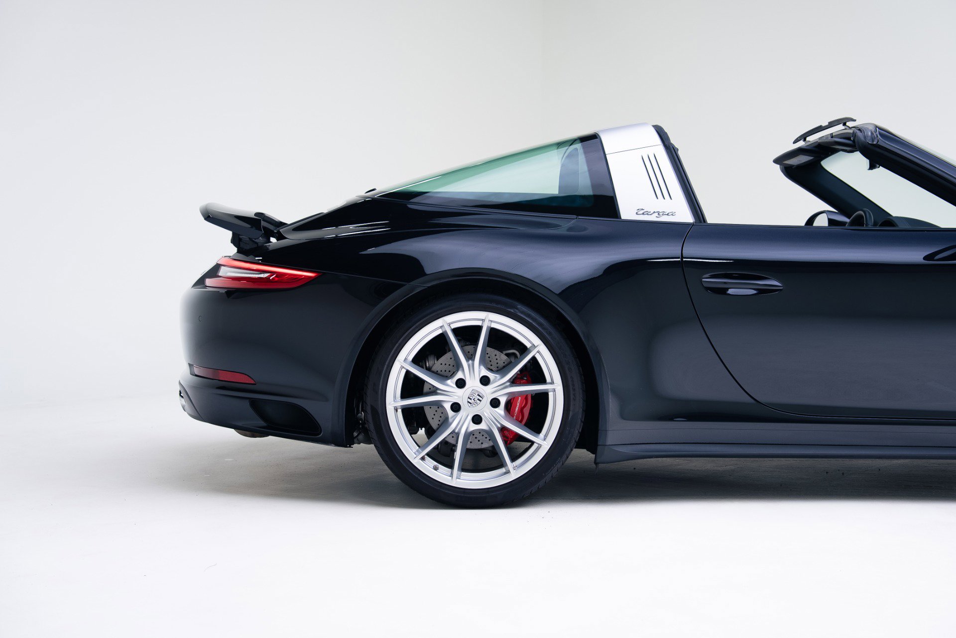 Used 2018 Porsche 911 Targa 4S image 21