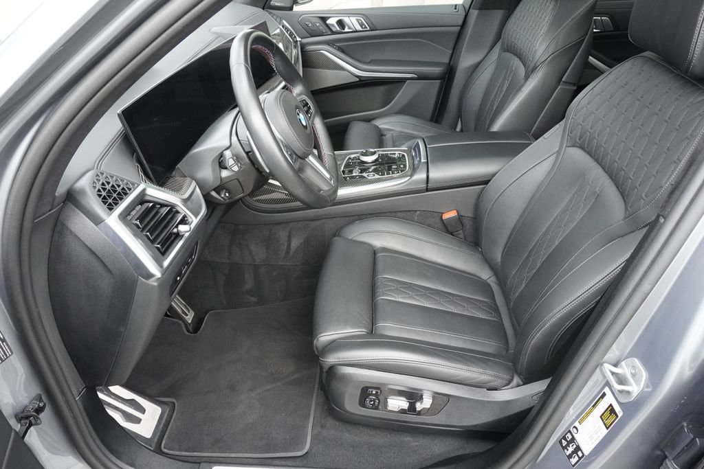 Used 2026 BMW X7 M60i AWD/4WD image 19