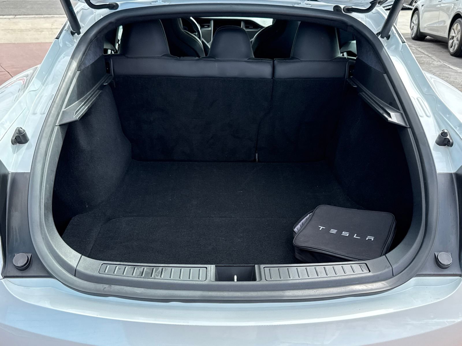 Used 2018 Tesla Model S 75D image 9