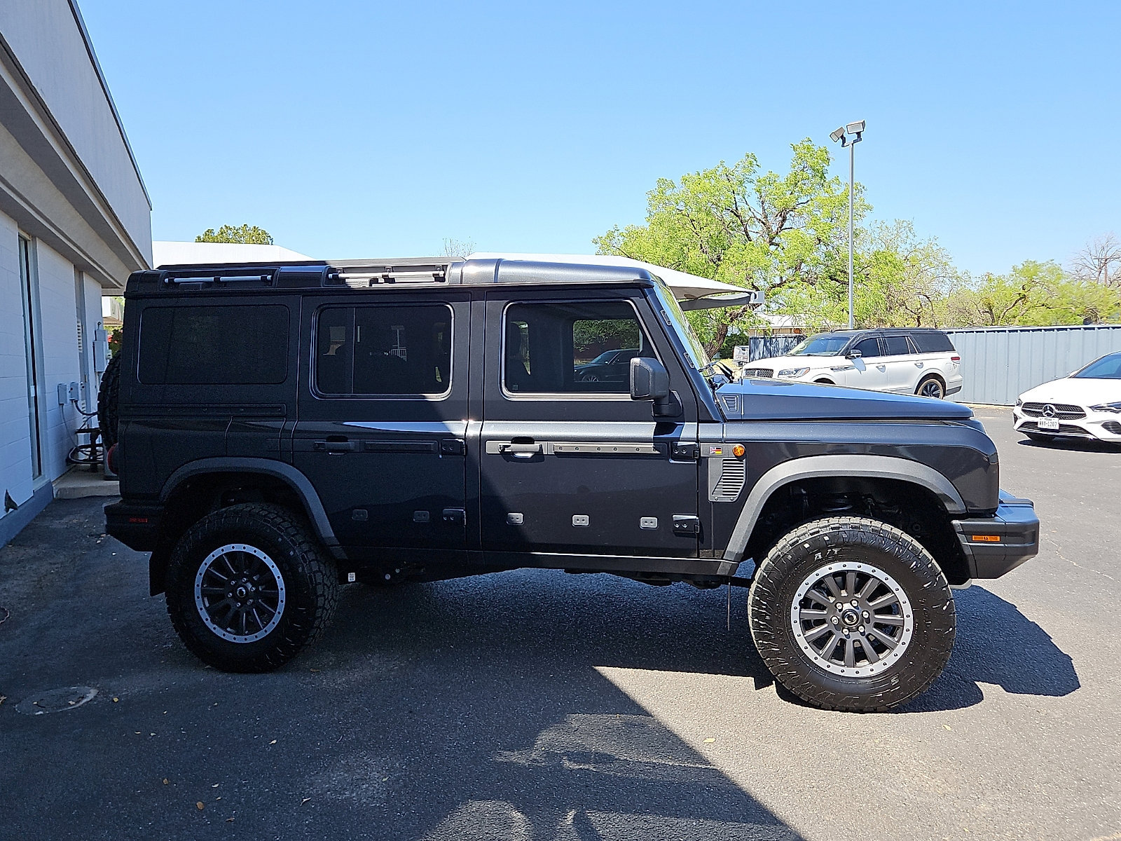 Used 2025 INEOS Grenadier AWD/4WD image 4