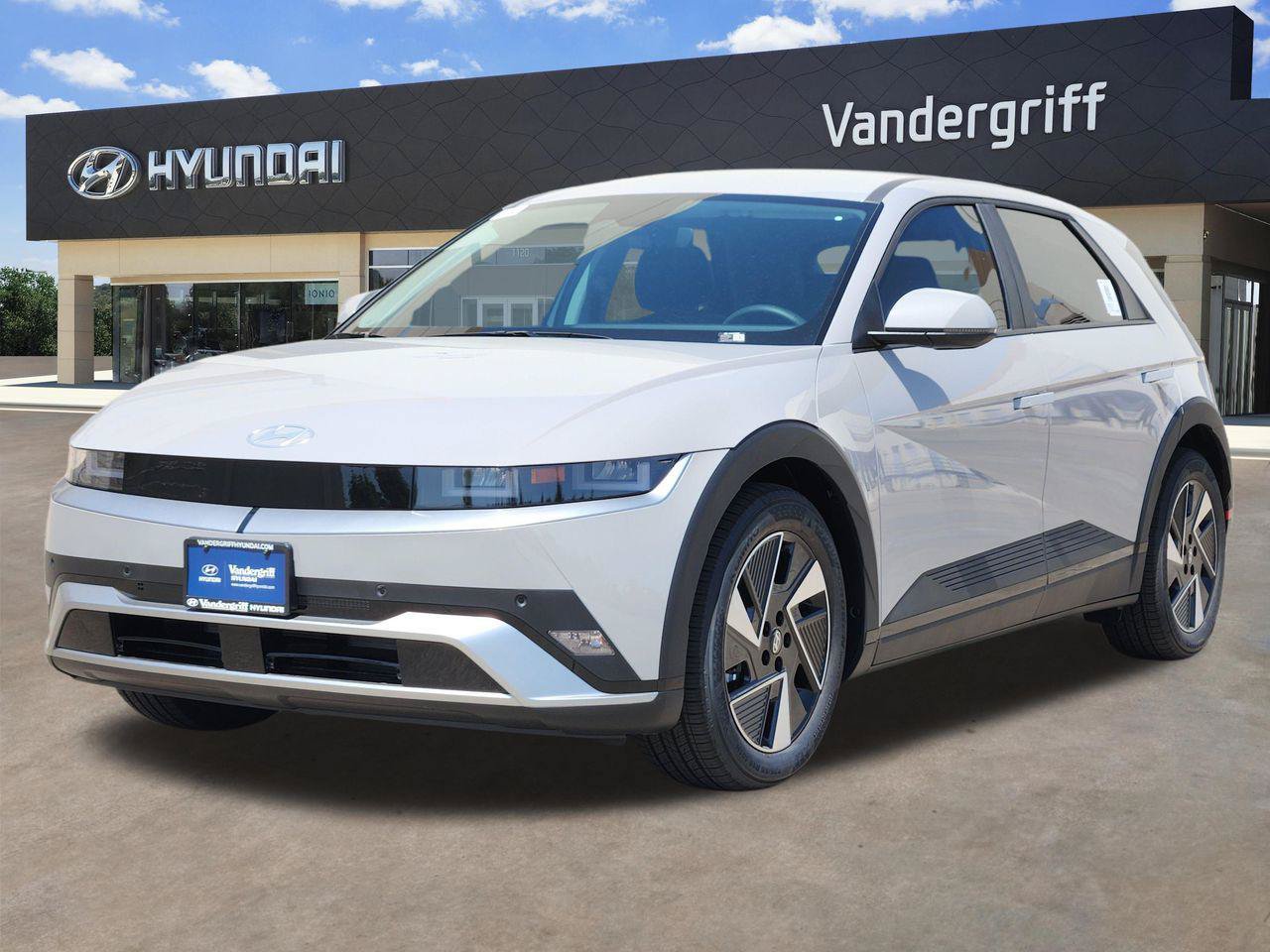 New 2027 Hyundai Ioniq 5 SE RWD image 2