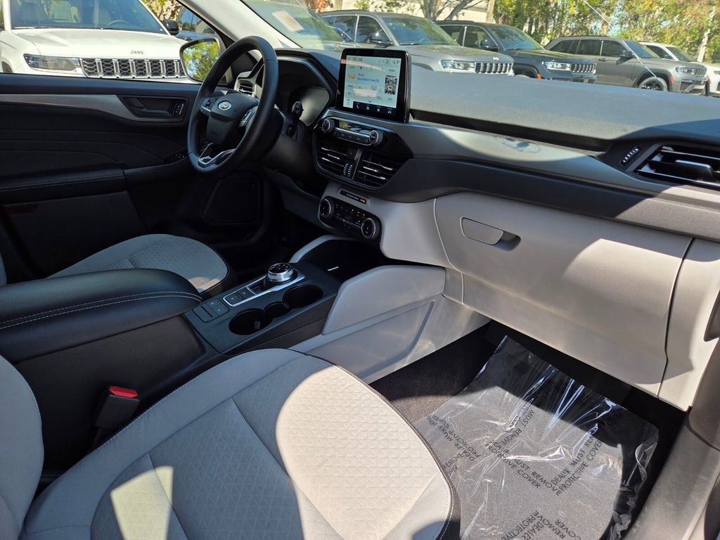 Used 2024 Ford Escape Active image 9