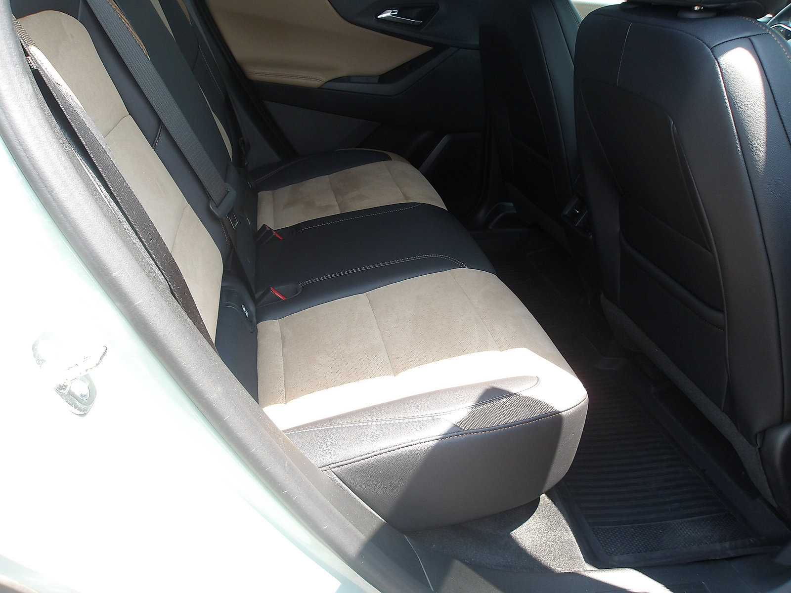 Used 2026 Chevrolet Equinox ACTIV w/ Convenience Package III AWD/4WD image 12